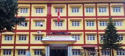 विद्यालय पोशाक पाँच वर्ष परिवर्तन नगर्न आग्रह 
